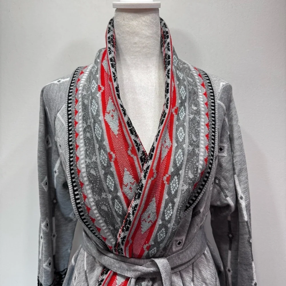 Freeway Southwestern Aztec Print Gray Belted Wrap Asymmetric Hem Draped Front
